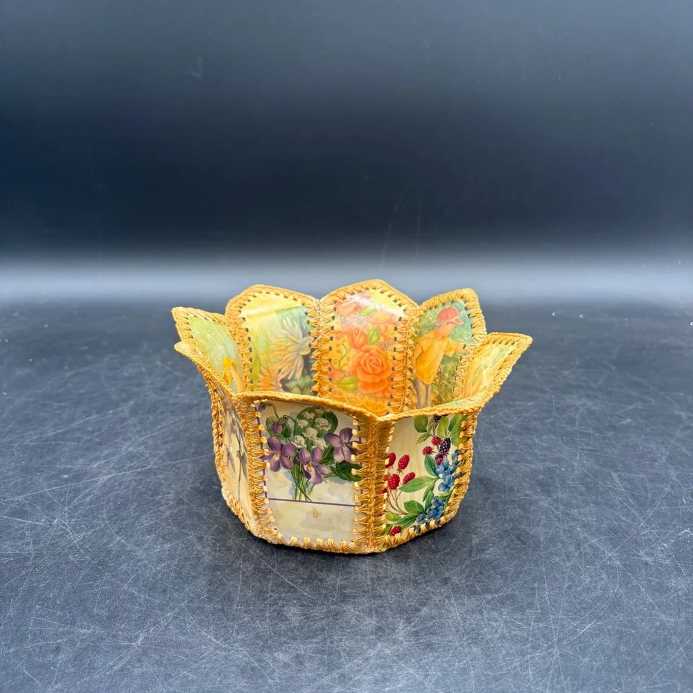 Vintage Handmade Greeting Card Basket Crochet Trim Floral Scalloped Bowl 8.5